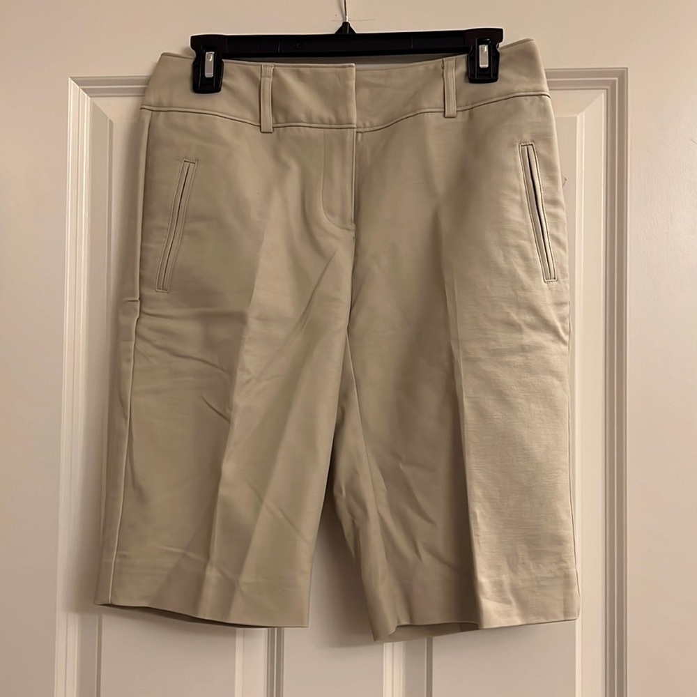 Dana Buchman ladies Bermuda shorts